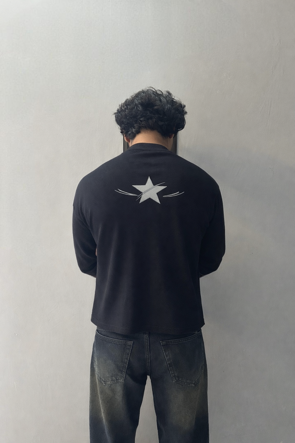 BLACK WAFFLE KNIT T-SHIRT