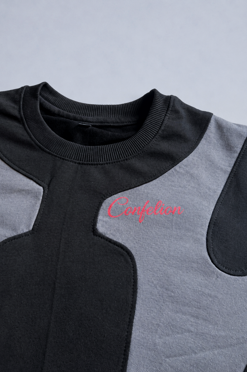PHANTOM CUTOUT TEE