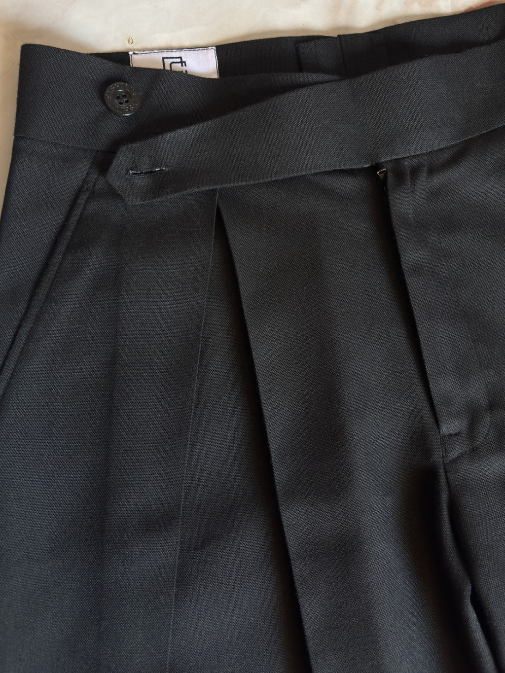 VELTORA AUREX FORMAL