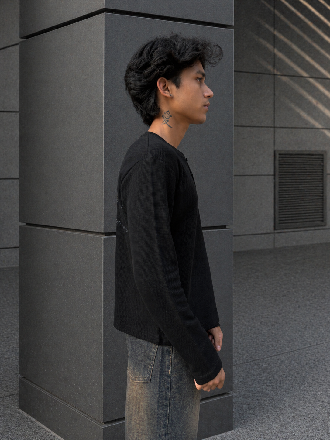 BANG BLACK HENLEY